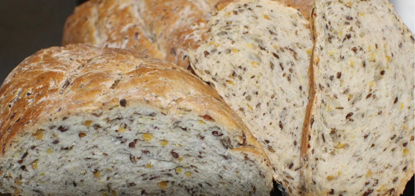 Basic Ingredients Soy And Linseed Bread & Roll Mix 1kg